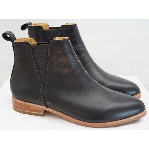 Nisolo Eva Everyday Chelsea Boot Black Leather Size 9.5 Water Resistant Comfy - Picture 1 of 13